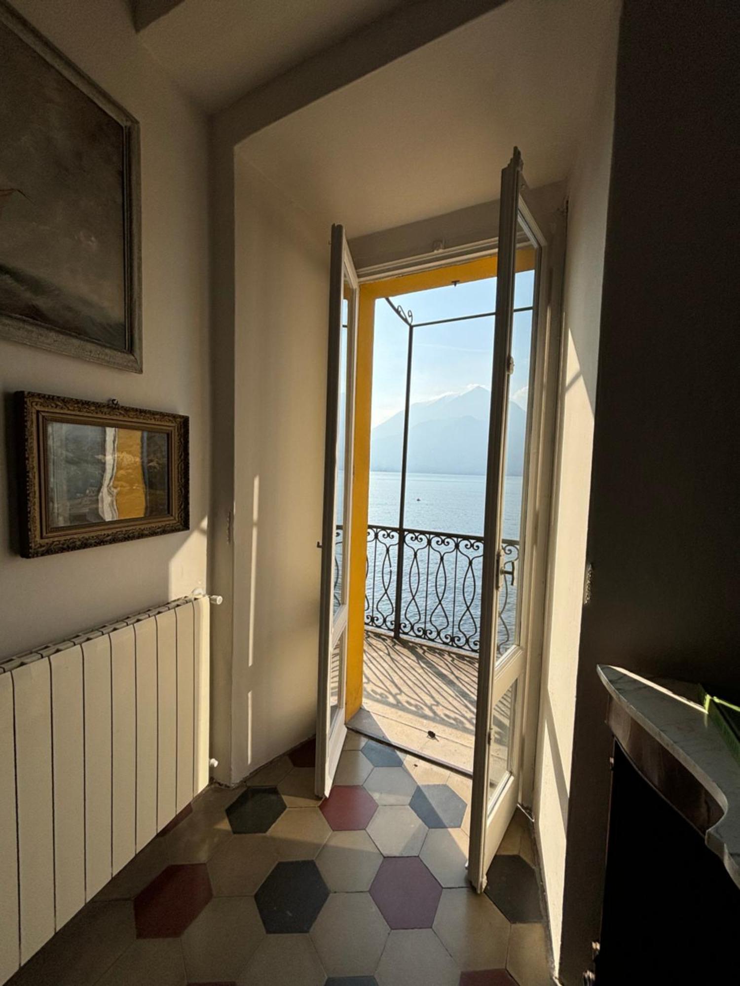 Varenna Caffe Apartment Eksteriør bilde